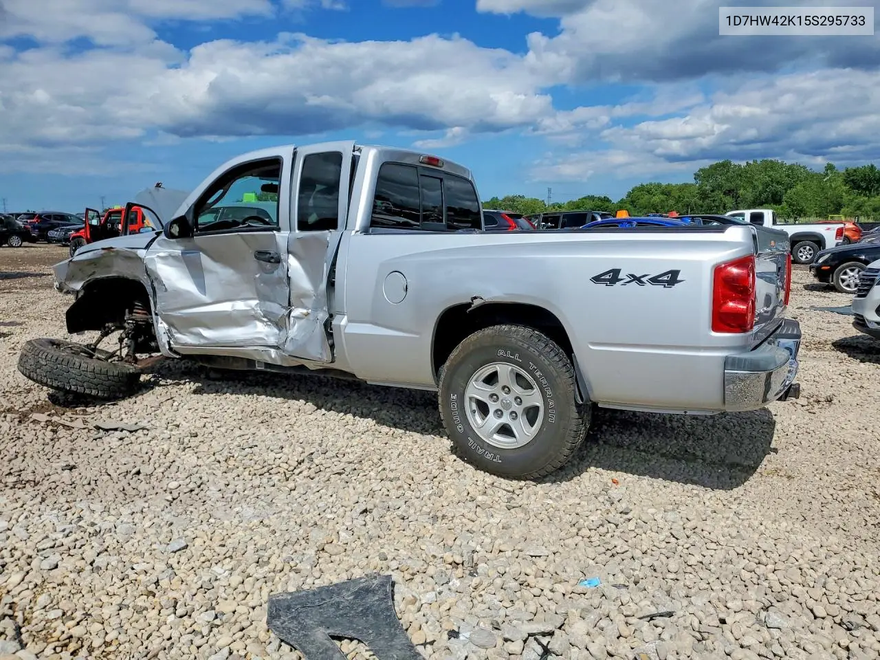 2005 Dodge Dakota Slt VIN: 1D7HW42K15S295733 Lot: 57424046