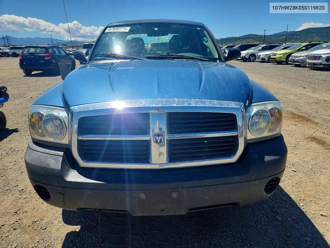 2005 Dodge Dakota Quad VIN: 1D7HW28K05S119820 Lot: 57698986