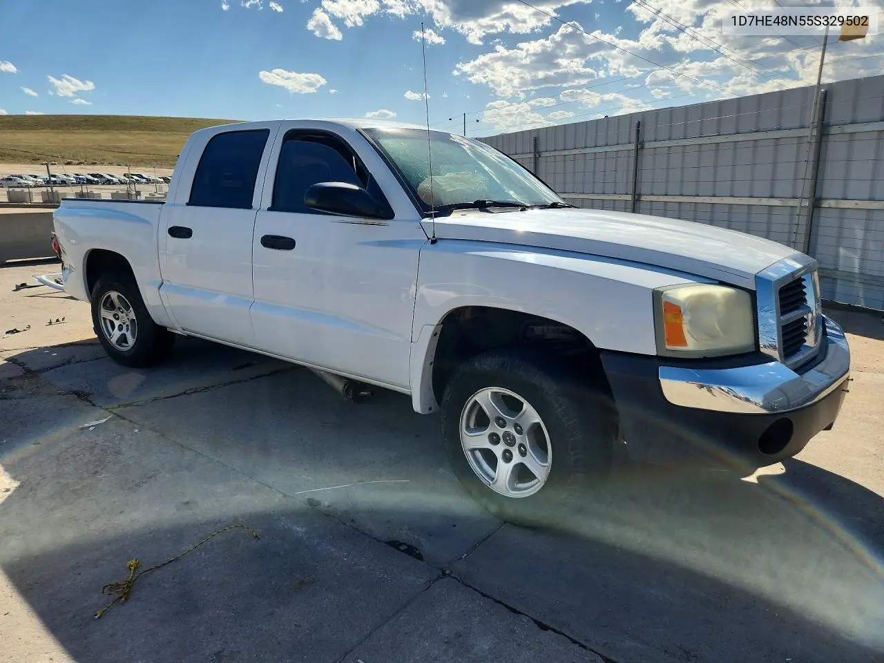 2005 Dodge Dakota Quad Slt VIN: 1D7HE48N55S329502 Lot: 57866146