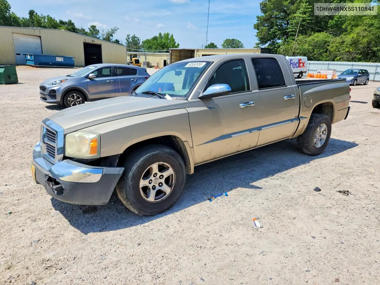 2005 Dodge Dakota VIN: 1D7HW48NX5S110841 Lot: 60560956