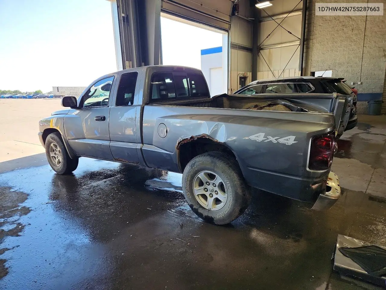 2005 Dodge Dakota Slt VIN: 1D7HW42N75S287663 Lot: 60879506