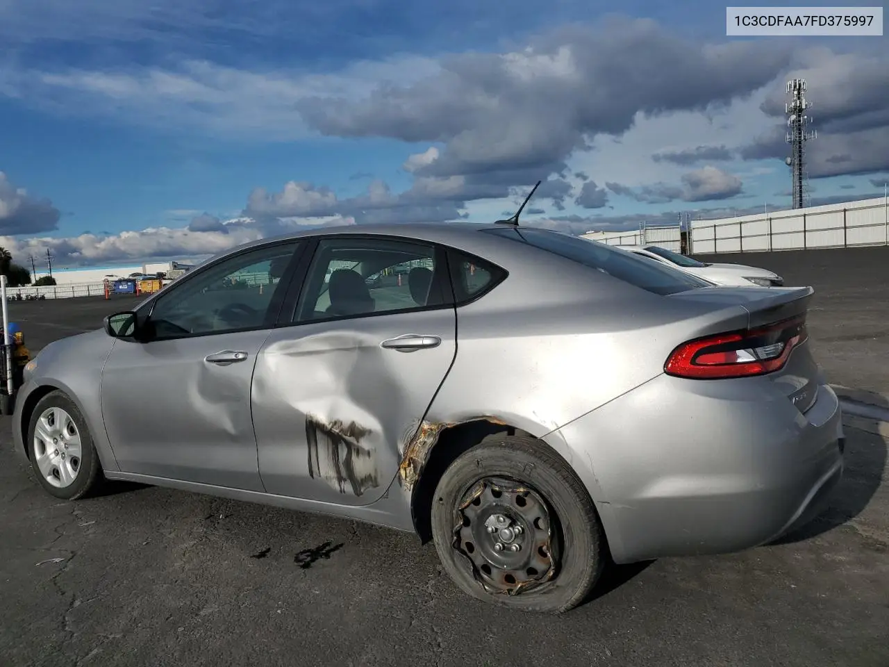 1C3CDFAA7FD375997 2015 Dodge Dart Se