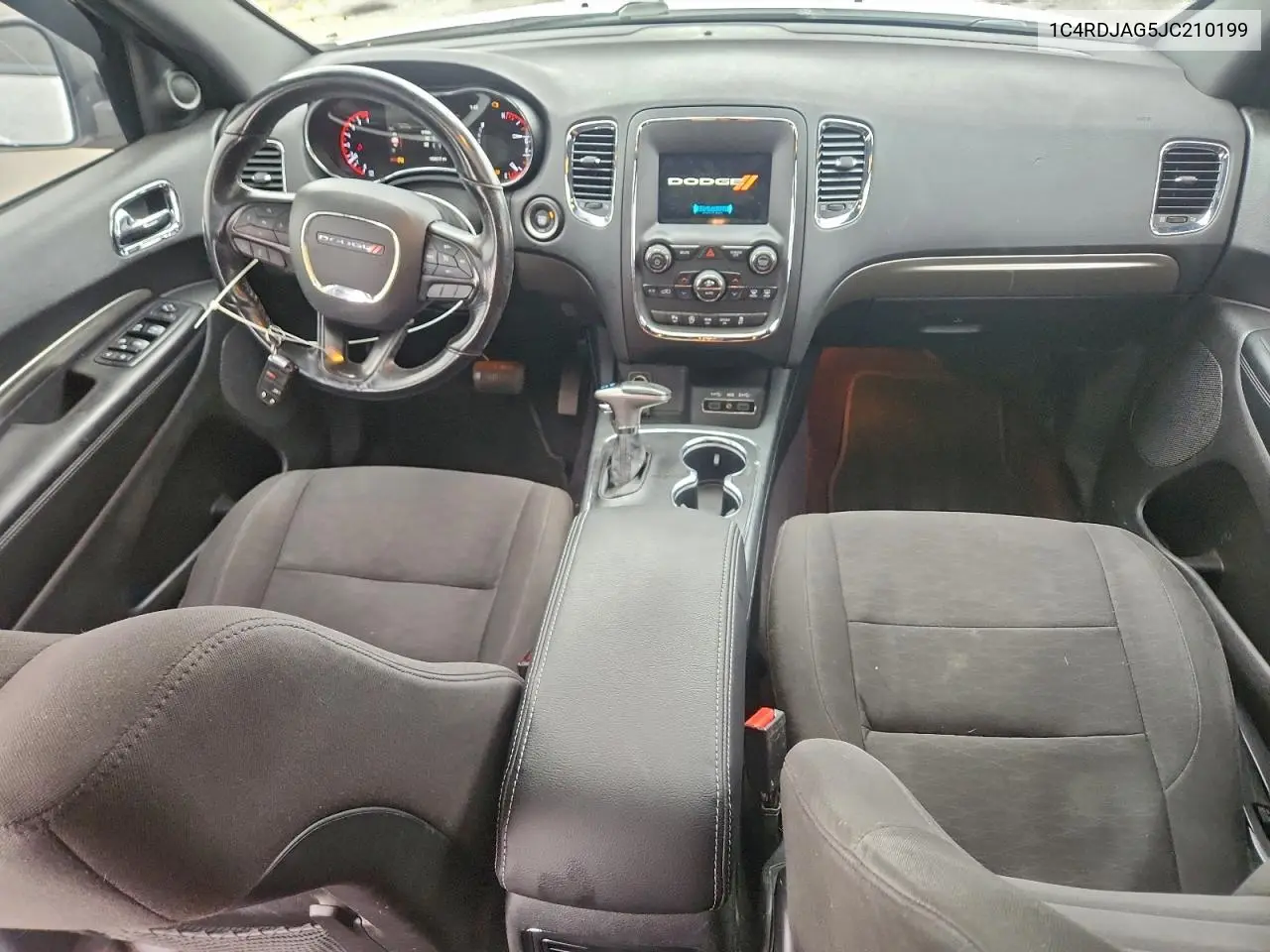 1C4RDJAG5JC210199 2018 Dodge Durango Sxt