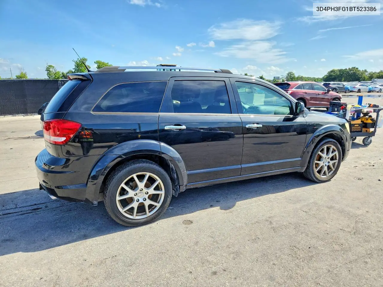 2011 Dodge Journey Crew VIN: 3D4PH3FG1BT523386 Lot: 59882036