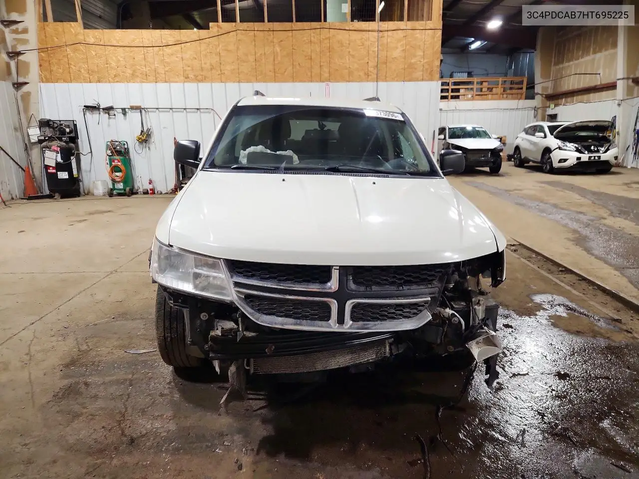 2017 Dodge Journey Se VIN: 3C4PDCAB7HT695225 Lot: 61373096