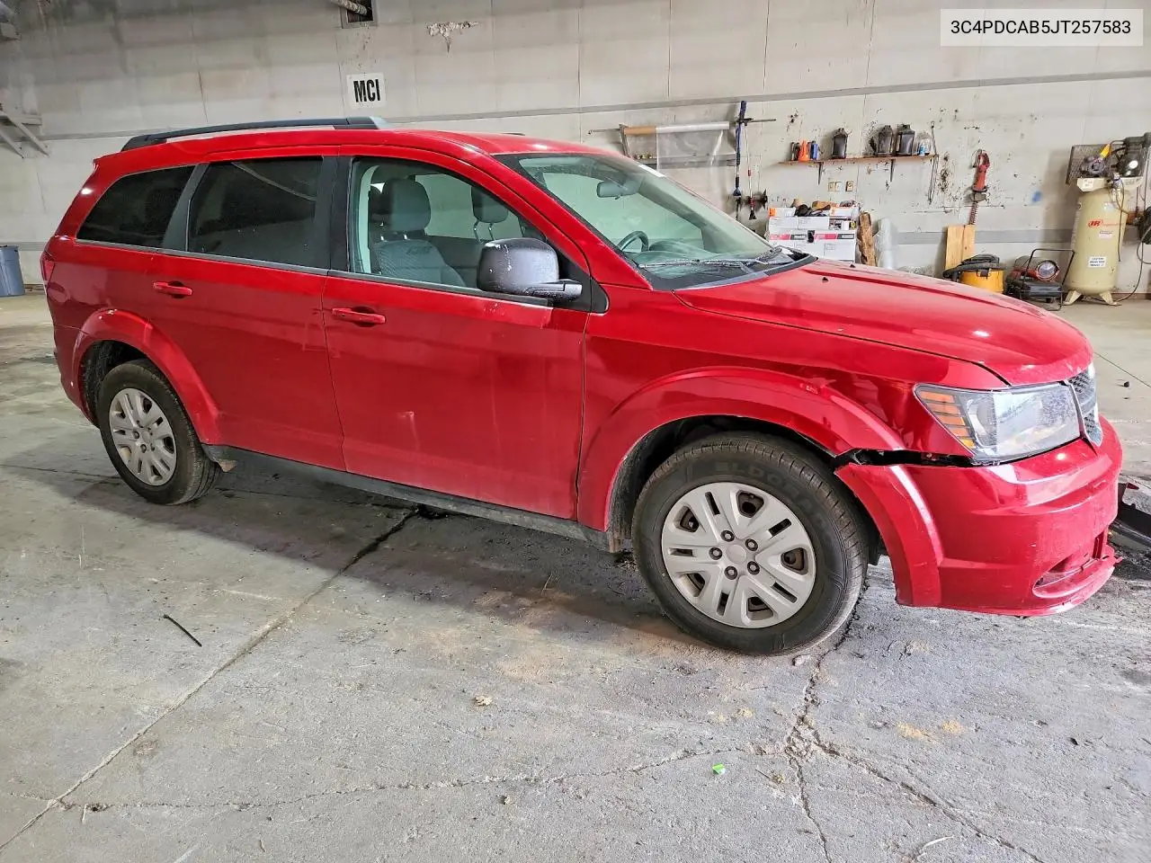 2018 Dodge Journey Se VIN: 3C4PDCAB5JT257583 Lot: 61675756