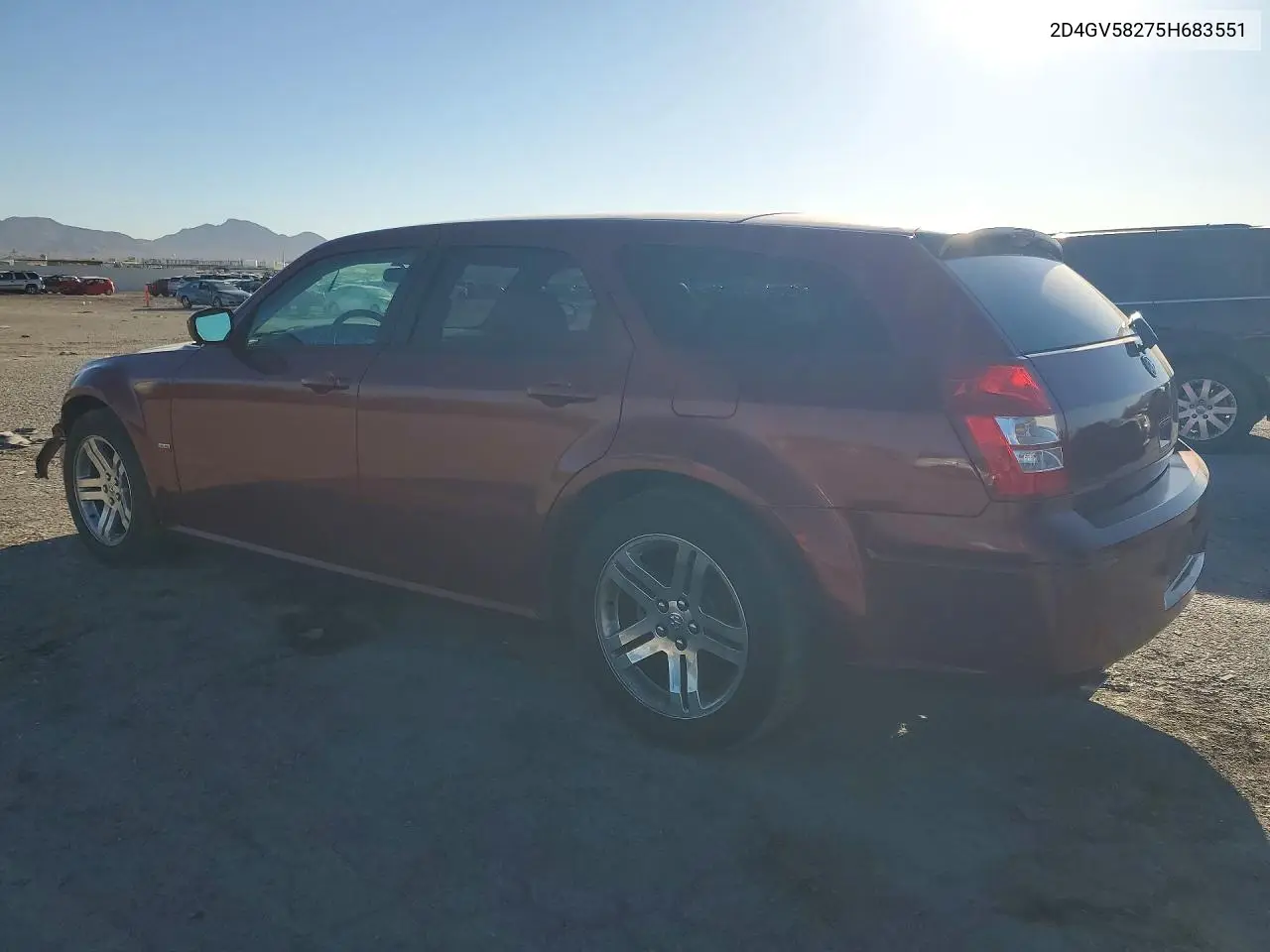 2005 Dodge Magnum R/T VIN: 2D4GV58275H683551 Lot: 60682996