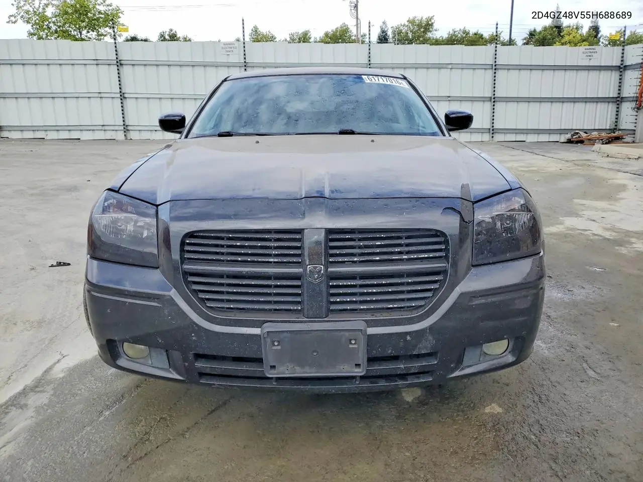 2005 Dodge Magnum Sxt VIN: 2D4GZ48V55H688689 Lot: 61717016