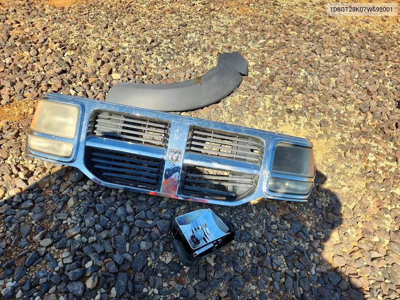 2007 Dodge Nitro Sxt VIN: 1D8GT28K07W592001 Lot: 59779316