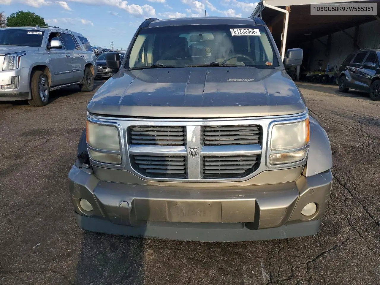 2007 Dodge Nitro Slt VIN: 1D8GU58K97W555351 Lot: 61233366