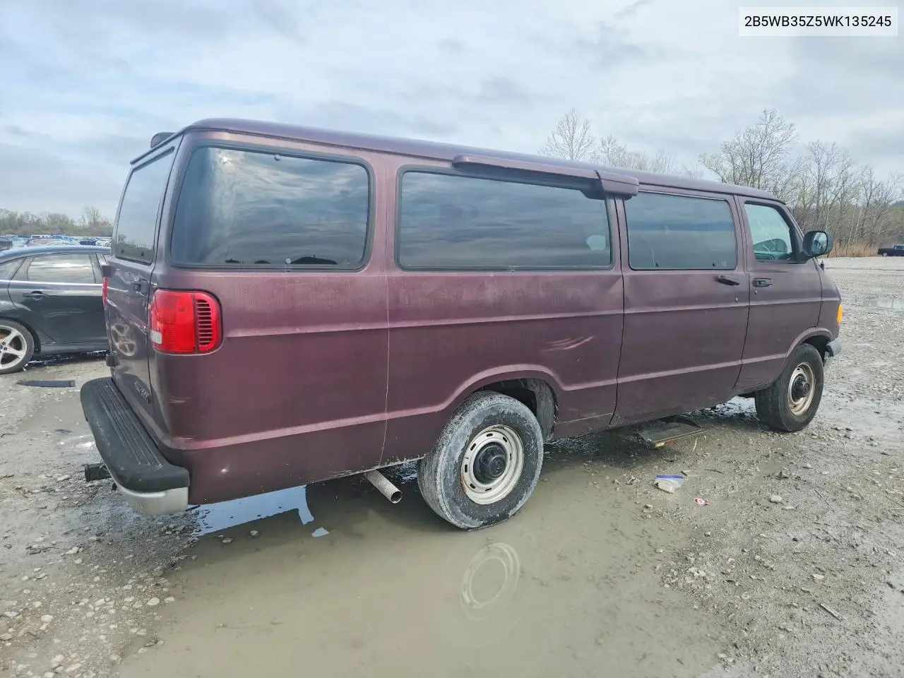 1998 Dodge Ram Wagon B3500 VIN: 2B5WB35Z5WK135245 Lot: 48437686