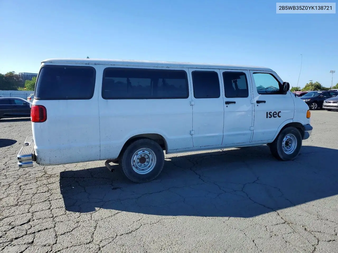 2000 Dodge Ram Wagon B3500 VIN: 2B5WB35Z0YK138721 Lot: 55717426