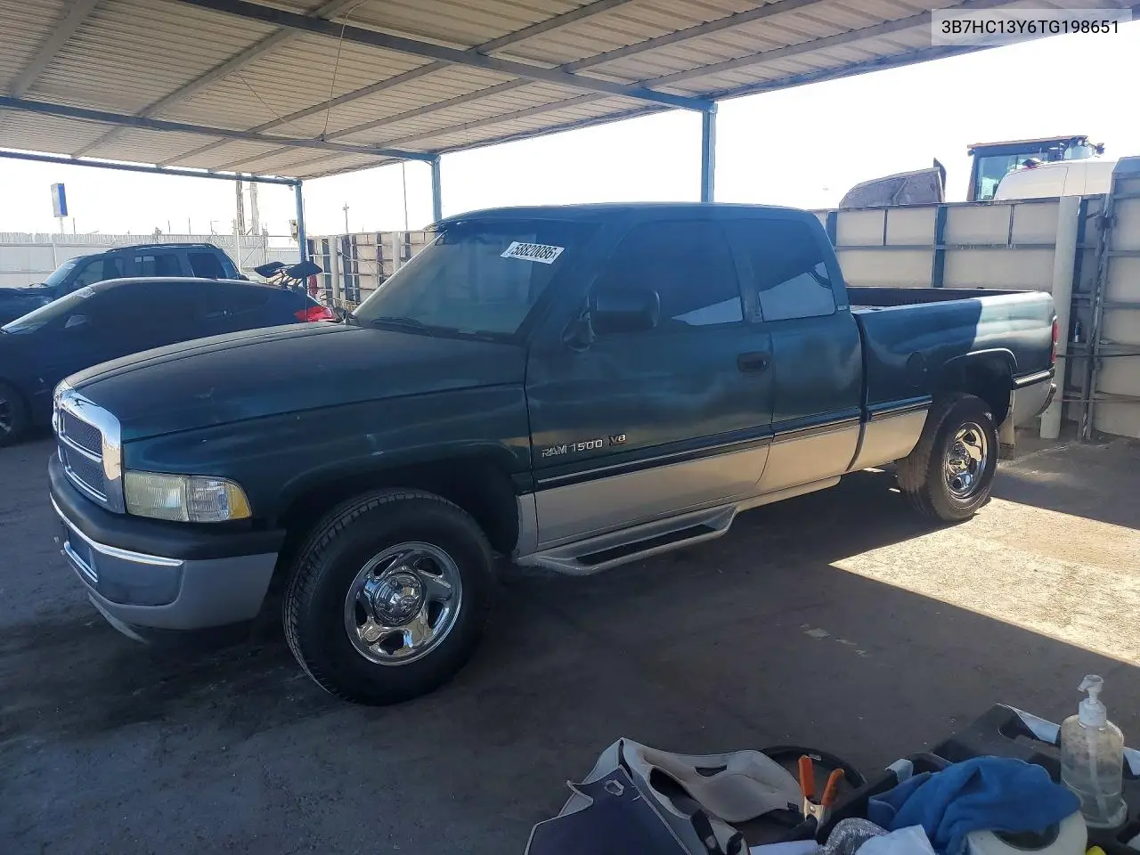 1996 Dodge Ram 1500 VIN: 3B7HC13Y6TG198651 Lot: 58820086