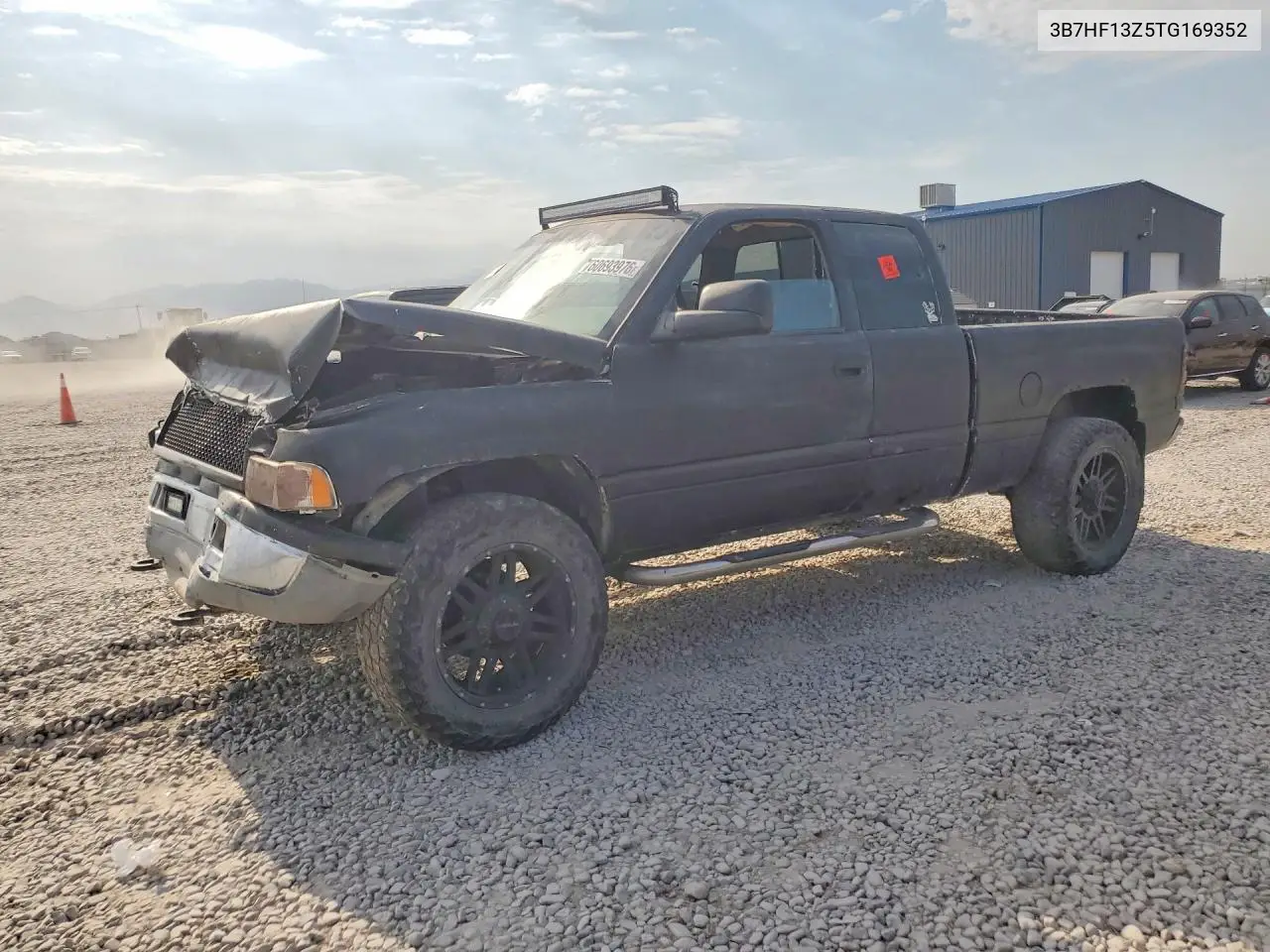 1996 Dodge Ram 1500 VIN: 3B7HF13Z5TG169352 Lot: 60693976