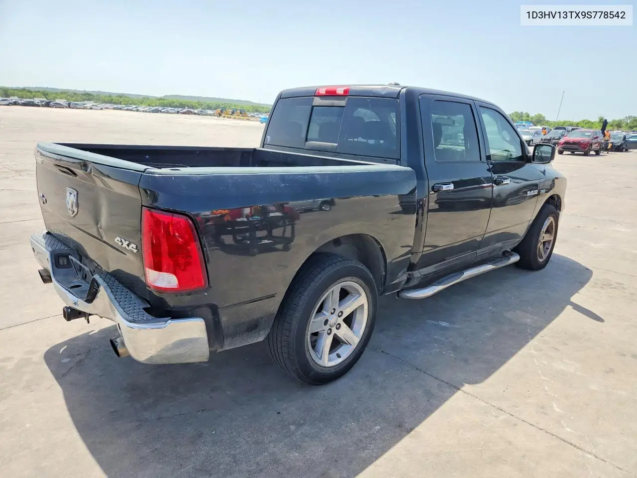 2009 Dodge Ram 1500 VIN: 1D3HV13TX9S778542 Lot: 59596036