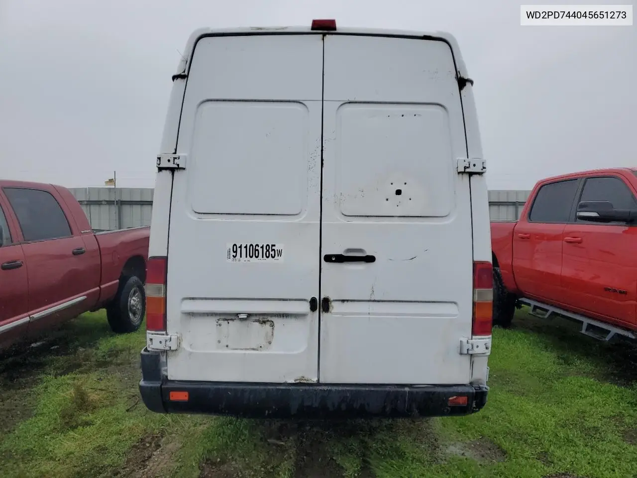 2004 Sprinter 2500 Sprinter VIN: WD2PD744045651273 Lot: 91106185