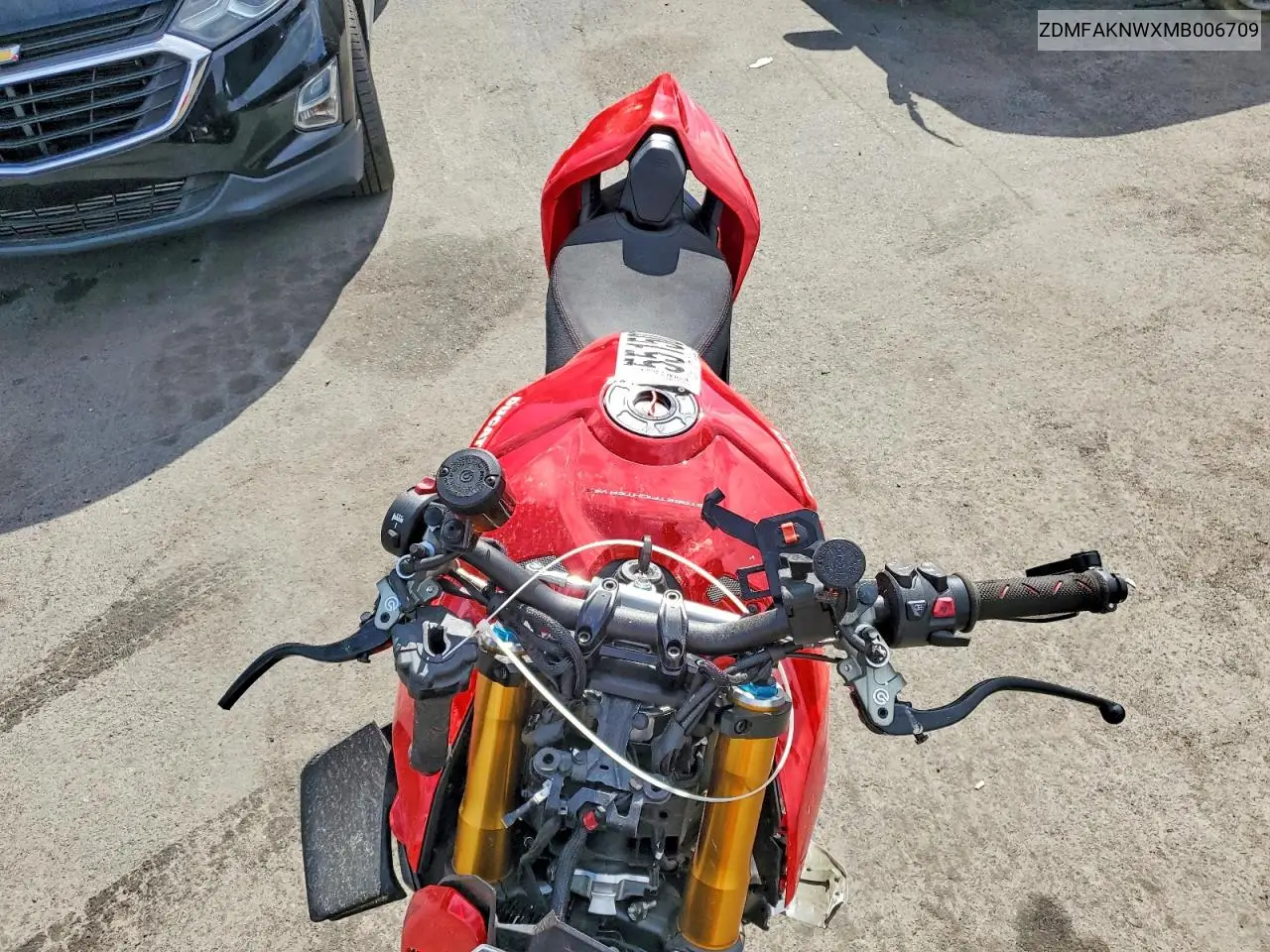2021 Ducati Streetfighter V4 VIN: ZDMFAKNWXMB006709 Lot: 55150766