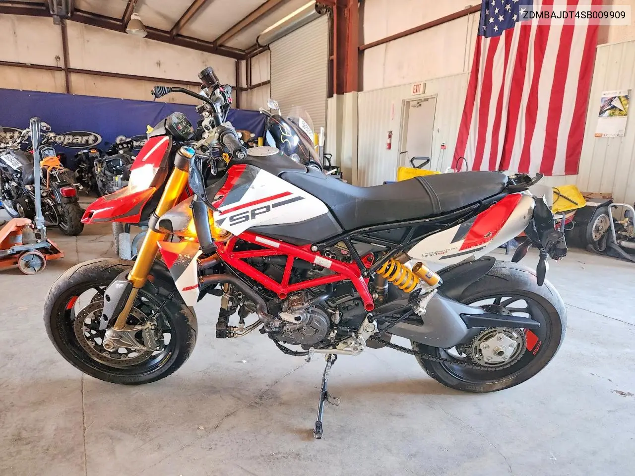 2025 Ducati Hypermotard 950 VIN: ZDMBAJDT4SB009909 Lot: 59644236
