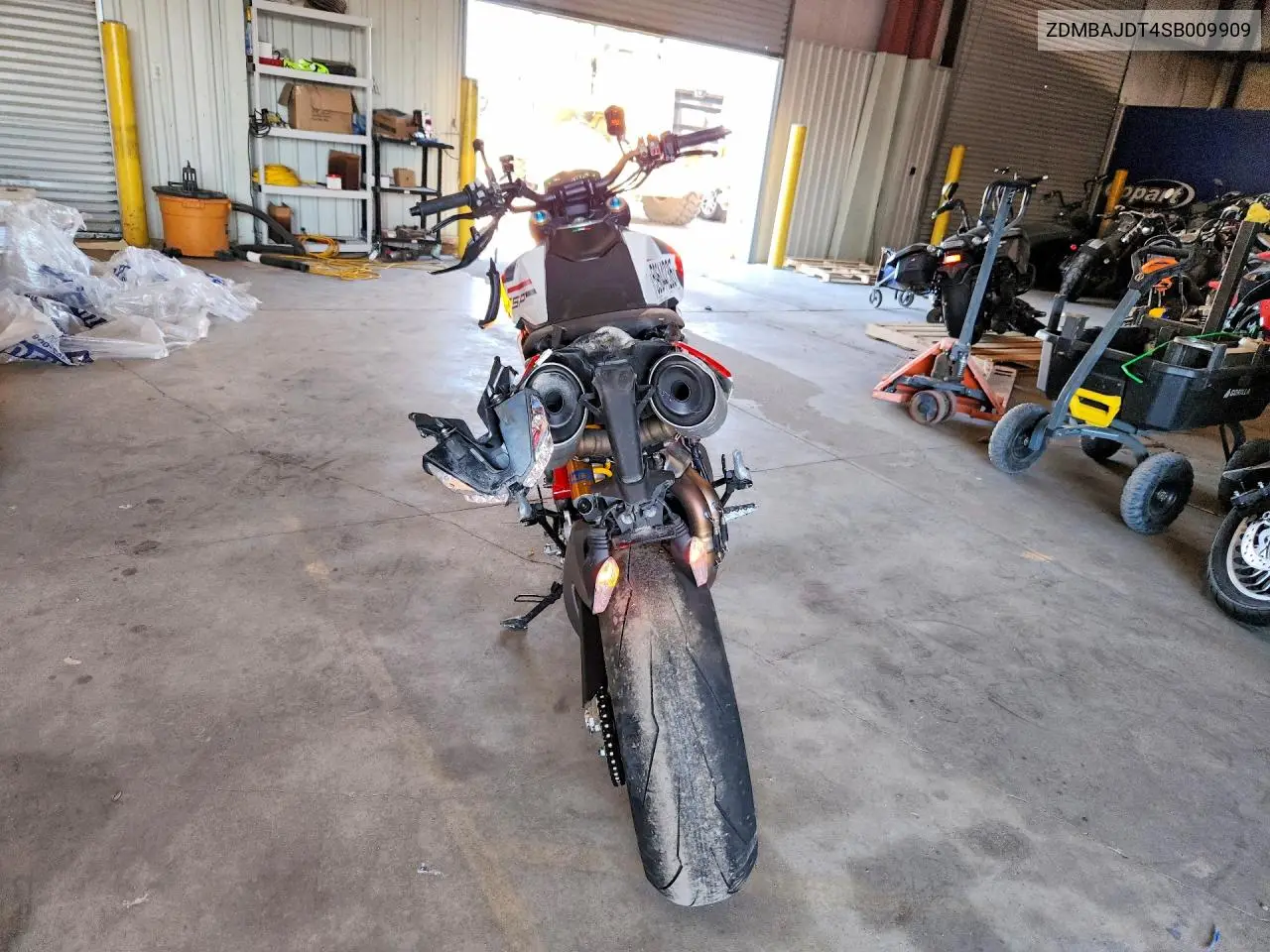 2025 Ducati Hypermotard 950 VIN: ZDMBAJDT4SB009909 Lot: 59644236