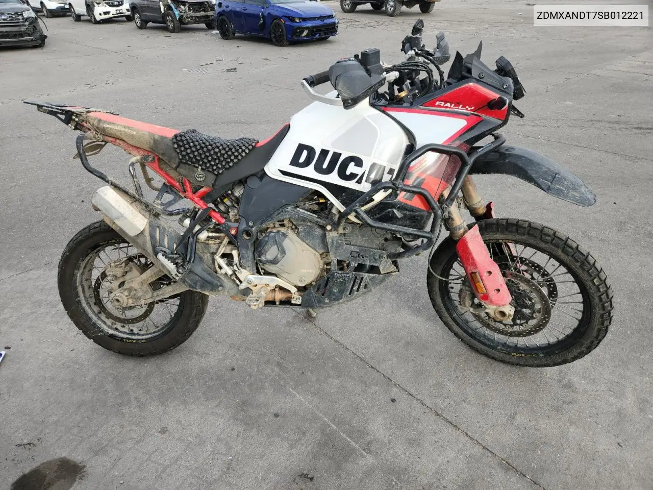 2025 Ducati Desert X VIN: ZDMXANDT7SB012221 Lot: 90824165