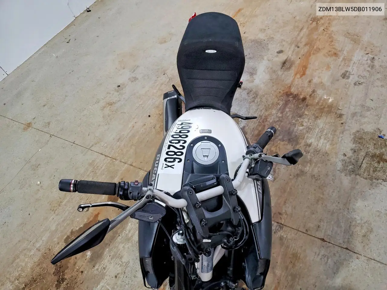 2013 Ducati Diavel VIN: ZDM13BLW5DB011906 Lot: 49986286