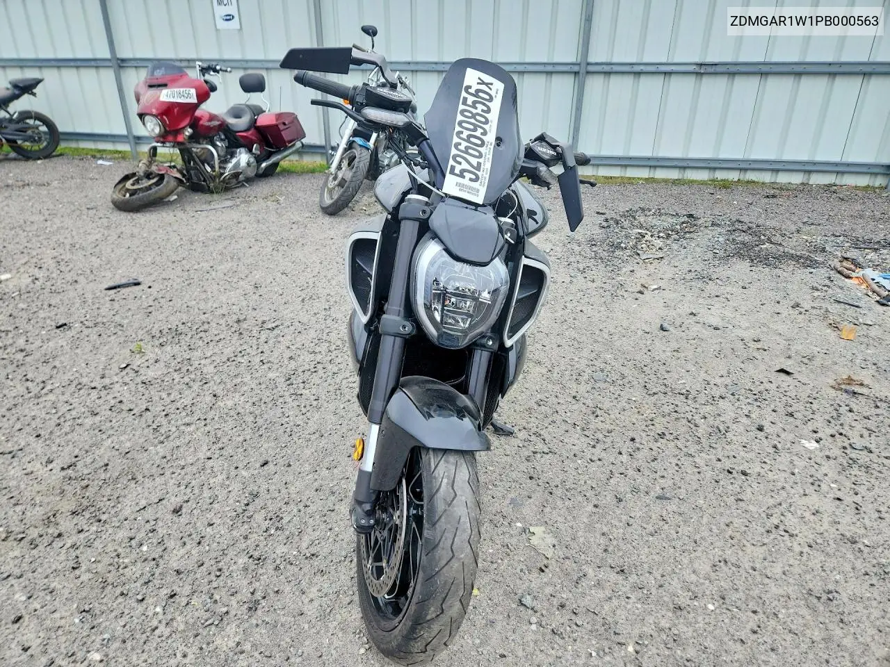2023 Ducati Diavel V4 VIN: ZDMGAR1W1PB000563 Lot: 52669856