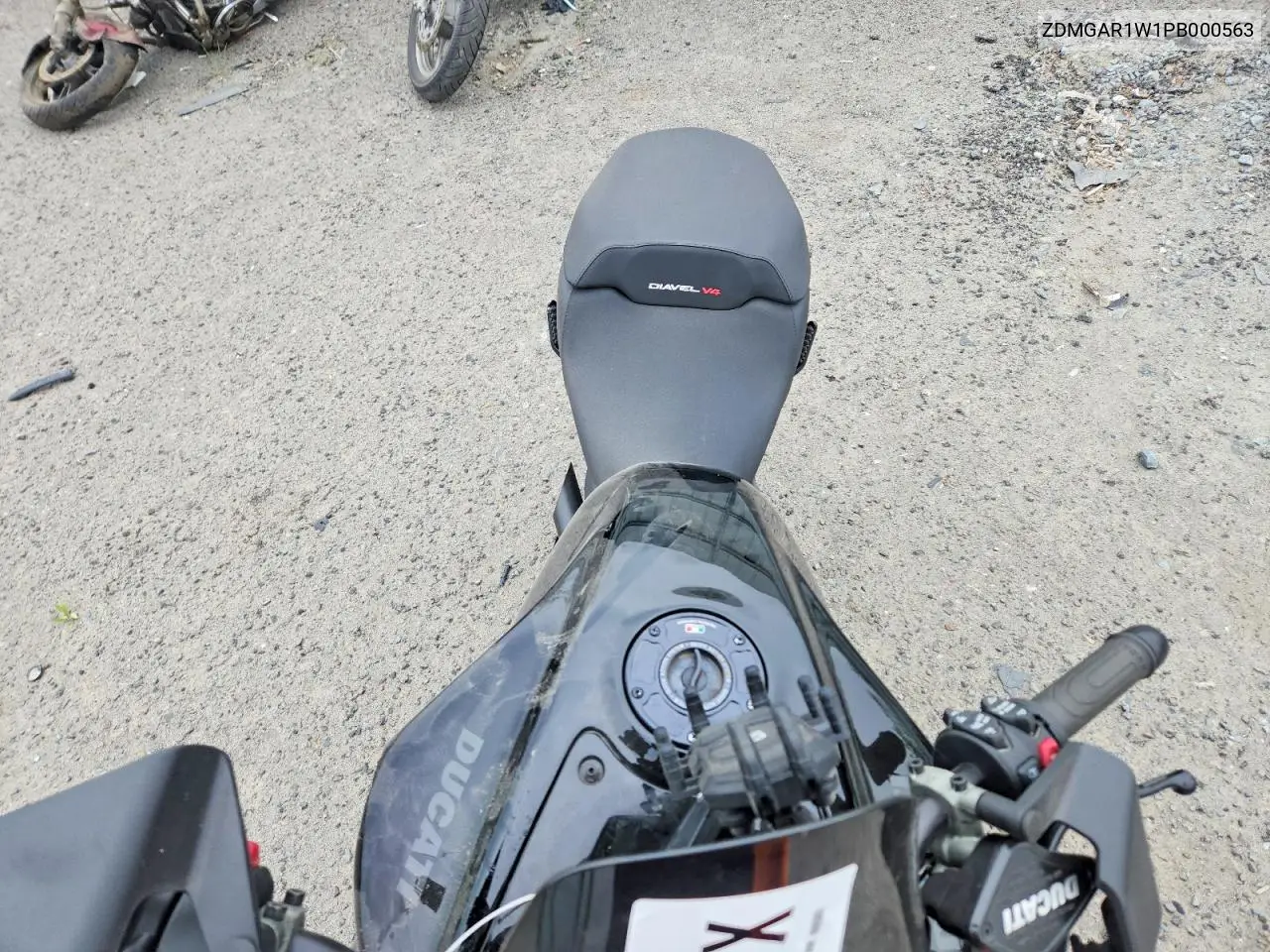 2023 Ducati Diavel V4 VIN: ZDMGAR1W1PB000563 Lot: 52669856