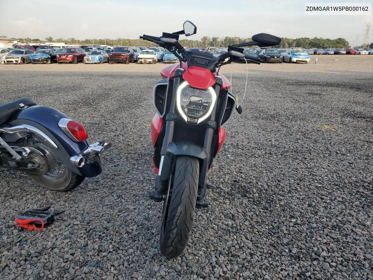 2023 Ducati Diavel V4 VIN: ZDMGAR1W5PB000162 Lot: 61000966