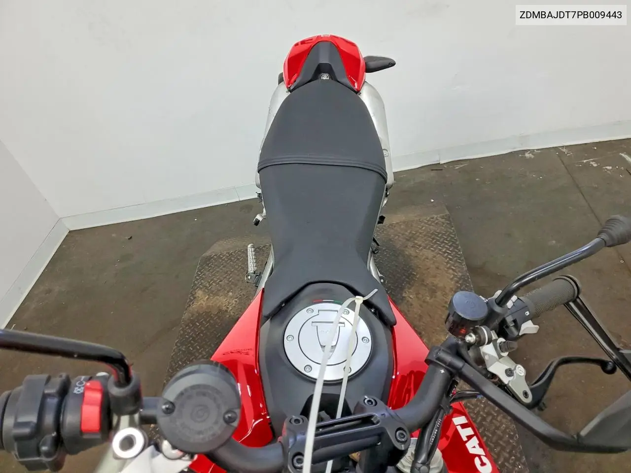 2023 Ducati Hypermotard 950 VIN: ZDMBAJDT7PB009443 Lot: 59654516