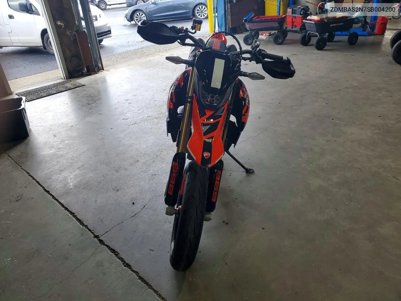 2025 Ducati Hypermotard VIN: ZDMBAS2N7SB004200 Lot: 50146666