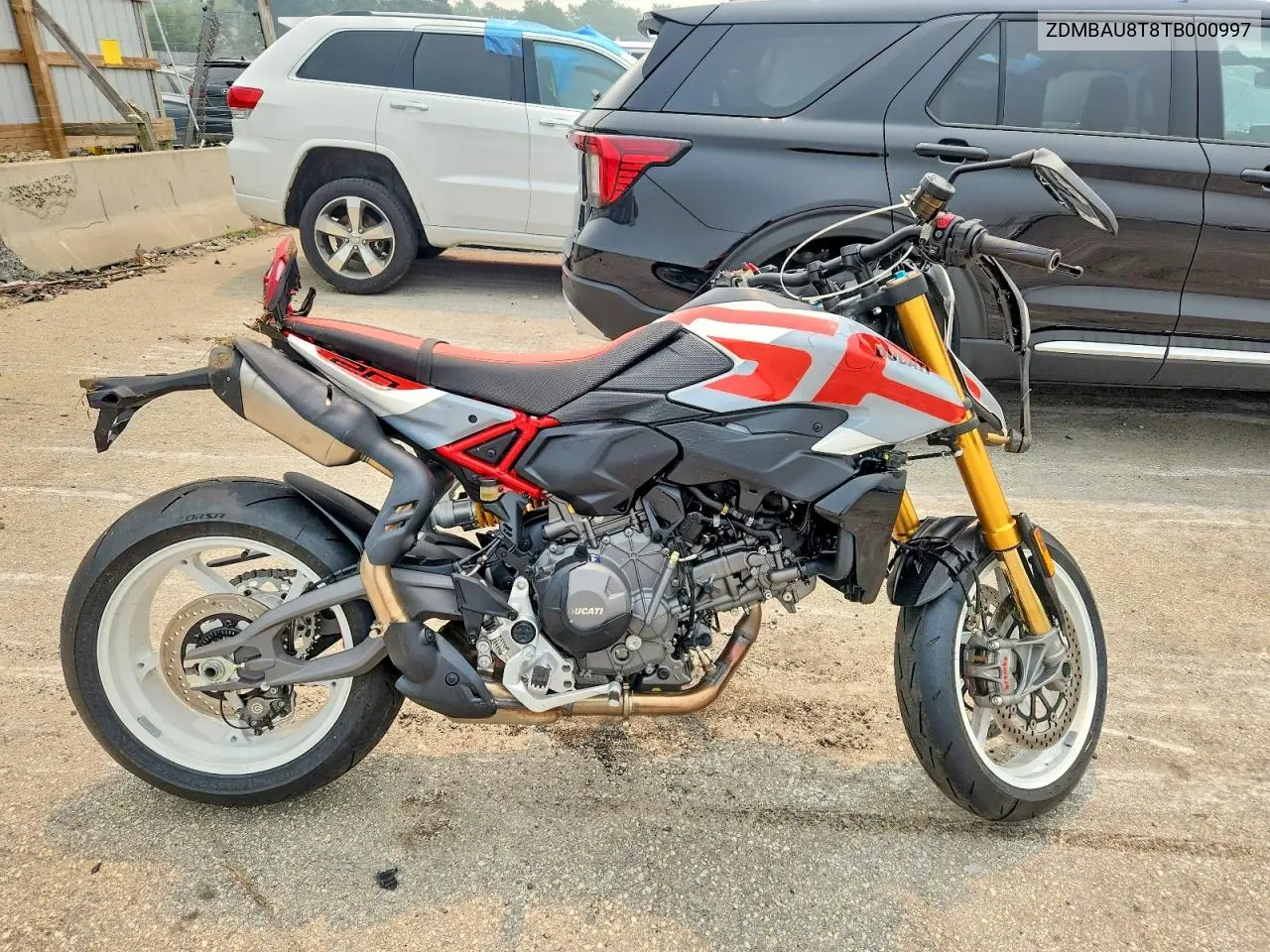 2026 Ducati Hypermotard 698 VIN: ZDMBAU8T8TB000997 Lot: 61007356