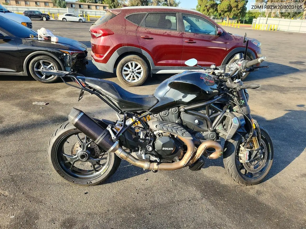 2016 Ducati Monster 1200 R VIN: ZDM1RBZW2GB020105 Lot: 61794286