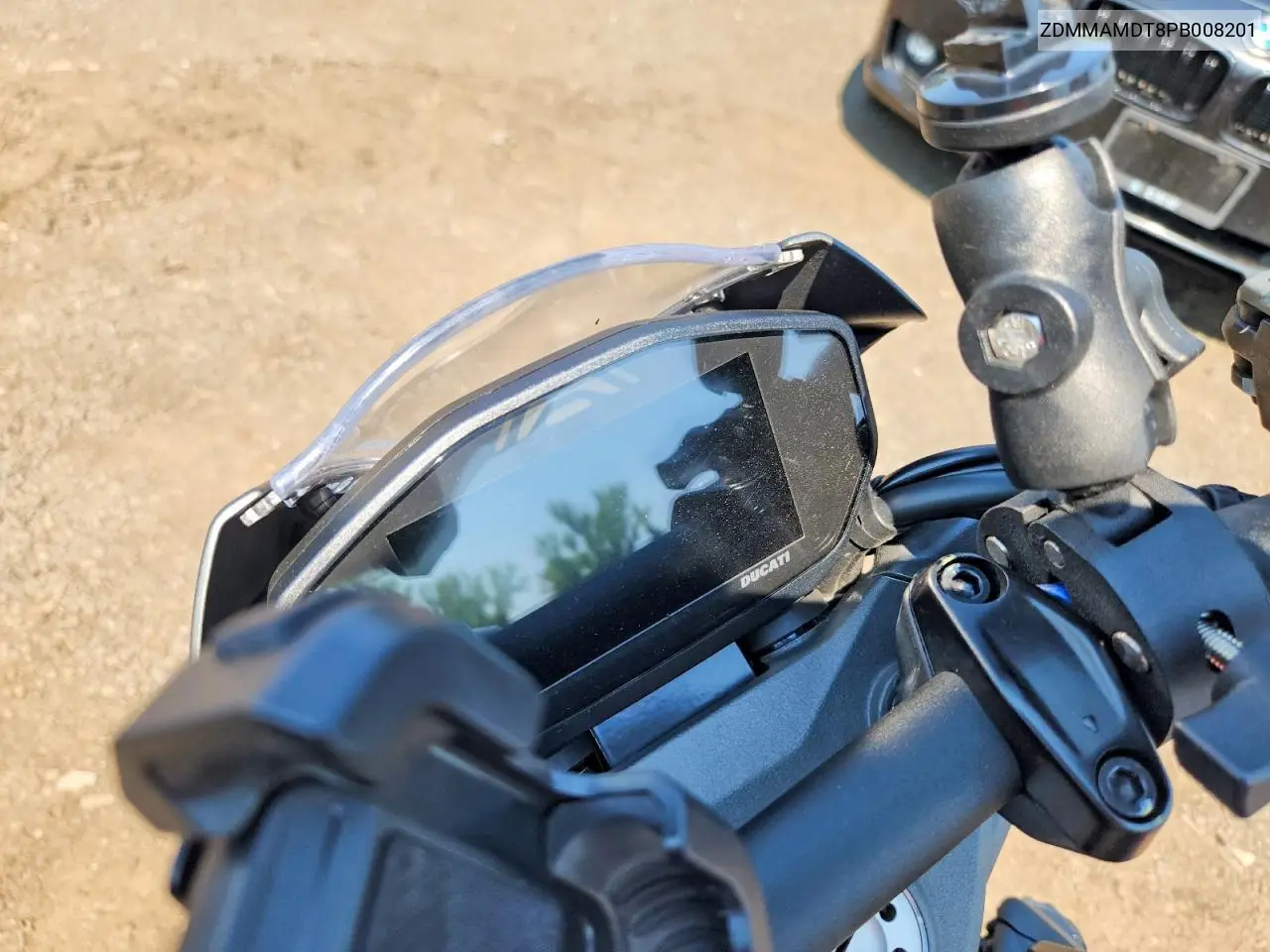 2023 Ducati Monster VIN: ZDMMAMDT8PB008201 Lot: 58797956
