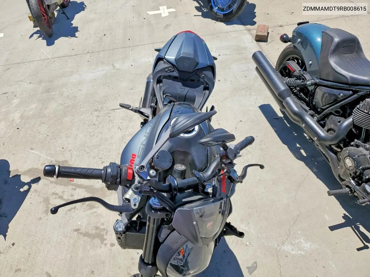 2024 Ducati Monster VIN: ZDMMAMDT9RB008615 Lot: 61586626