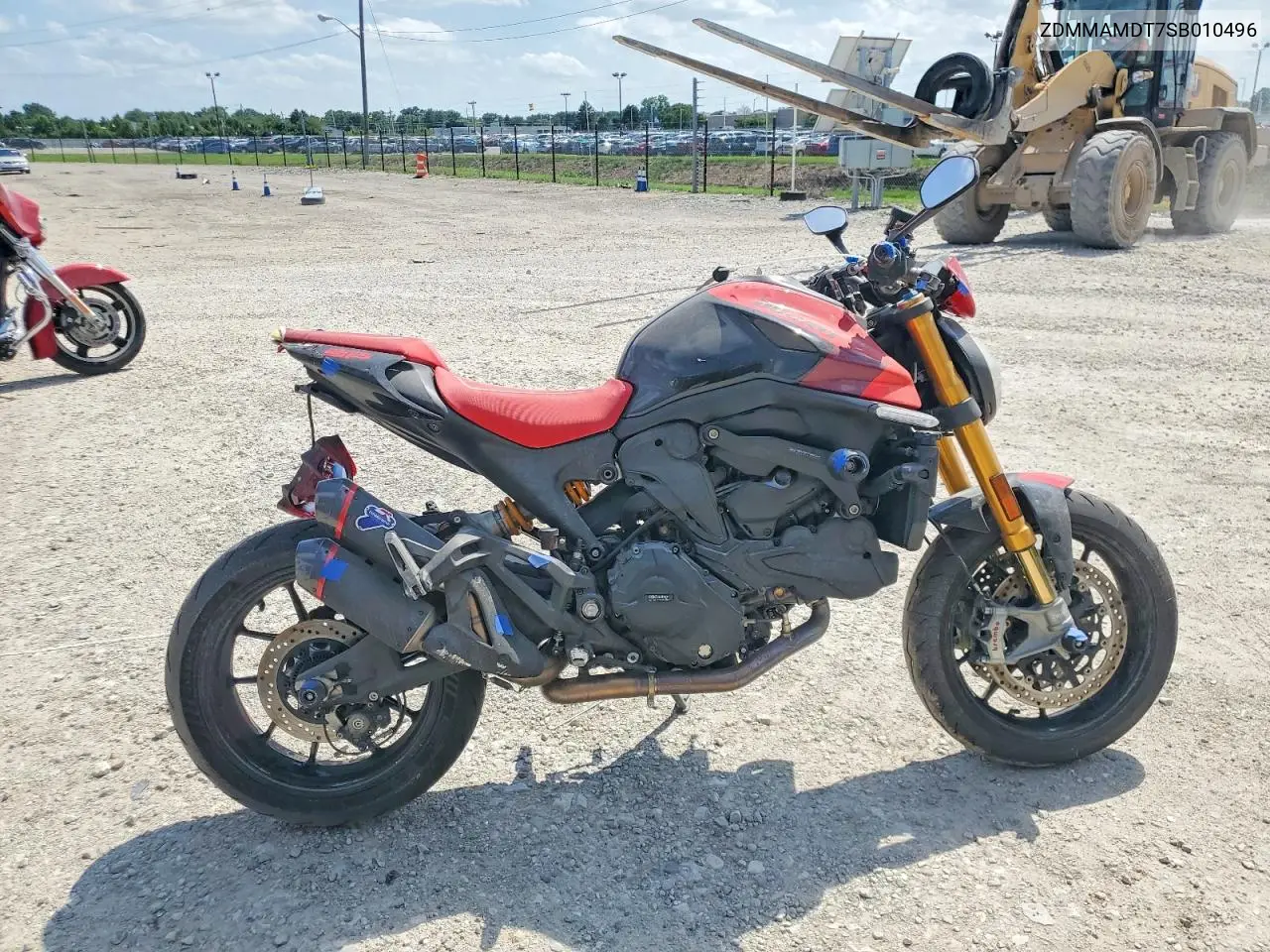2025 Ducati Monster VIN: ZDMMAMDT7SB010496 Lot: 58493706