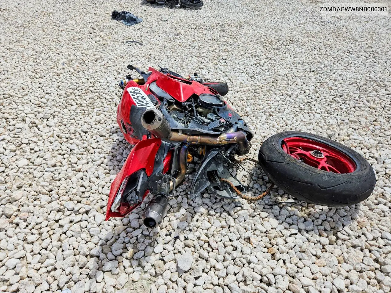 2022 Ducati Panigale V4S VIN: ZDMDAGWW8NB000301 Lot: 61490536
