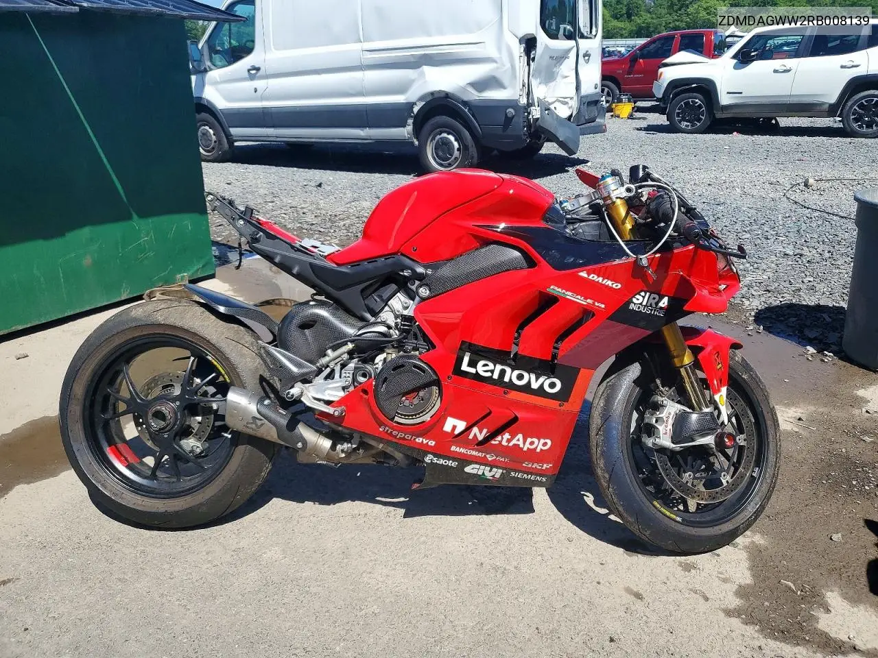 2024 Ducati Panigale V4S VIN: ZDMDAGWW2RB008139 Lot: 57492856