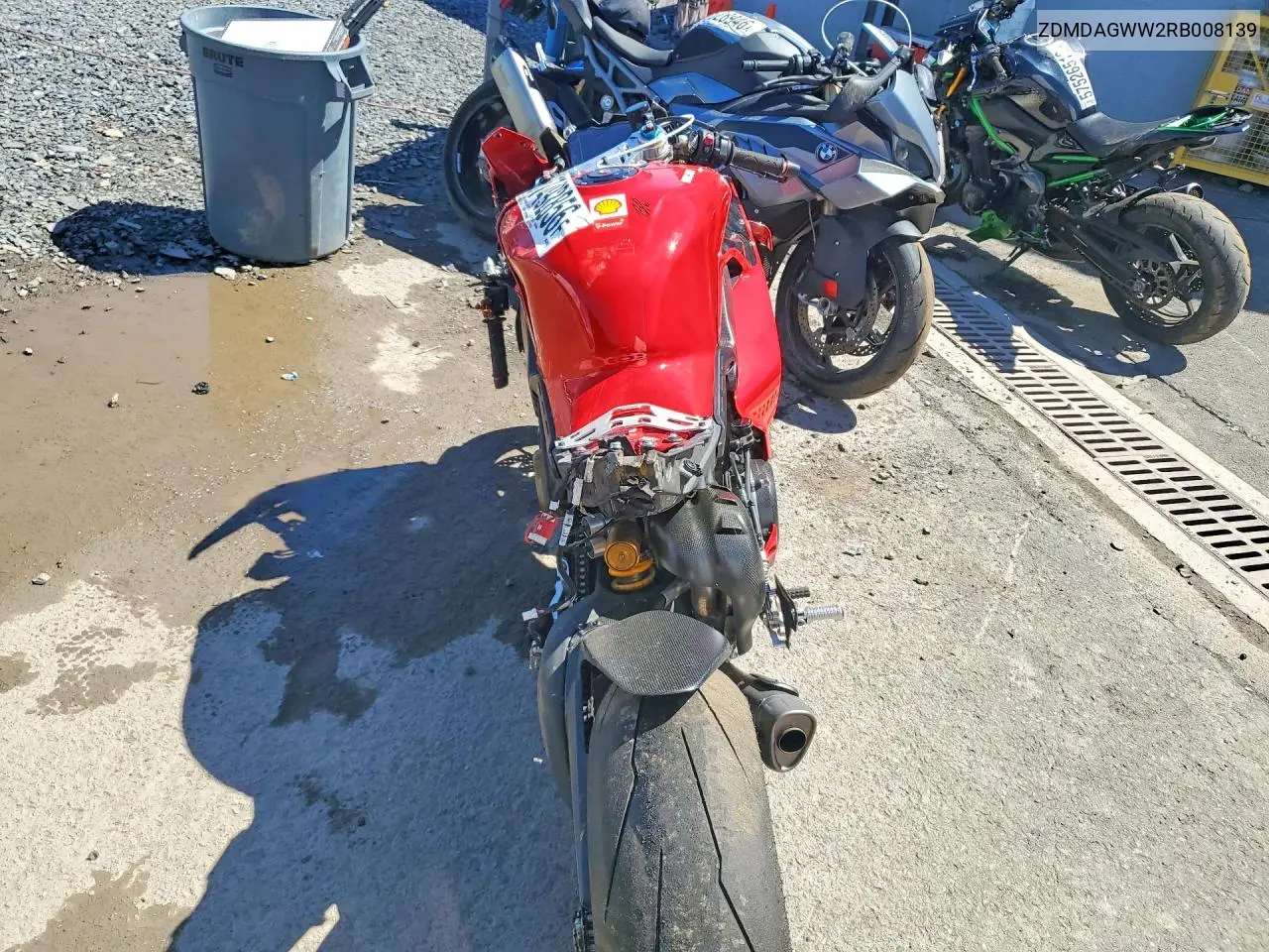 2024 Ducati Panigale V4S VIN: ZDMDAGWW2RB008139 Lot: 57492856