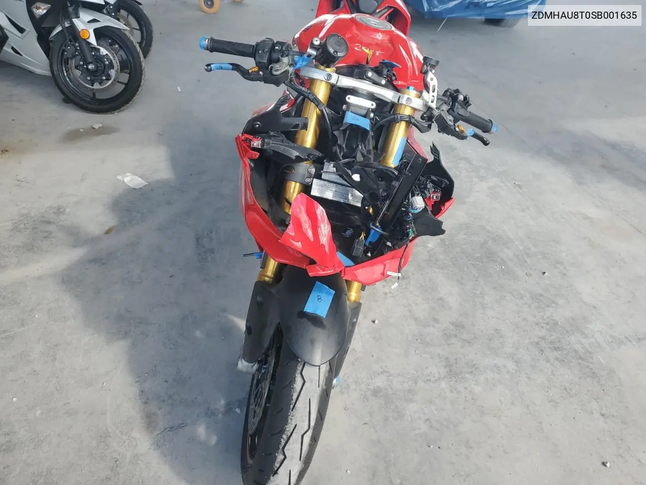 2025 Ducati Panigale V2 VIN: ZDMHAU8T0SB001635 Lot: 85482725