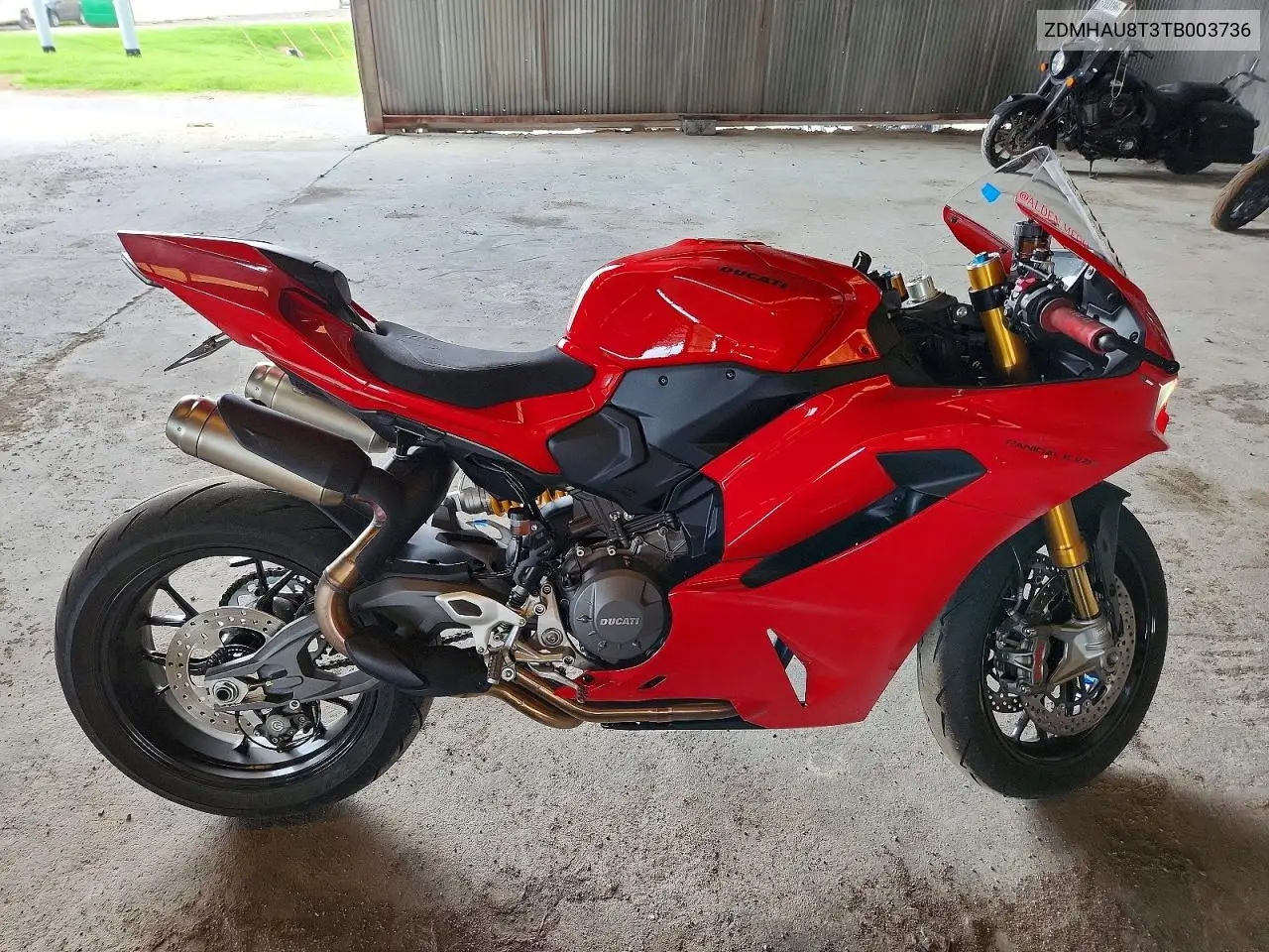 2026 Ducati Panigale V2/V2 S VIN: ZDMHAU8T3TB003736 Lot: 60895036
