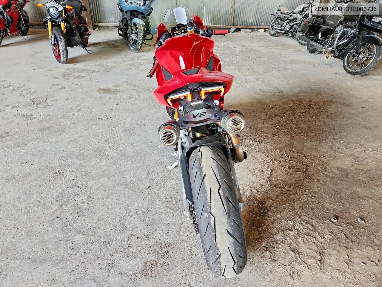 2026 Ducati Panigale V2/V2 S VIN: ZDMHAU8T3TB003736 Lot: 60895036