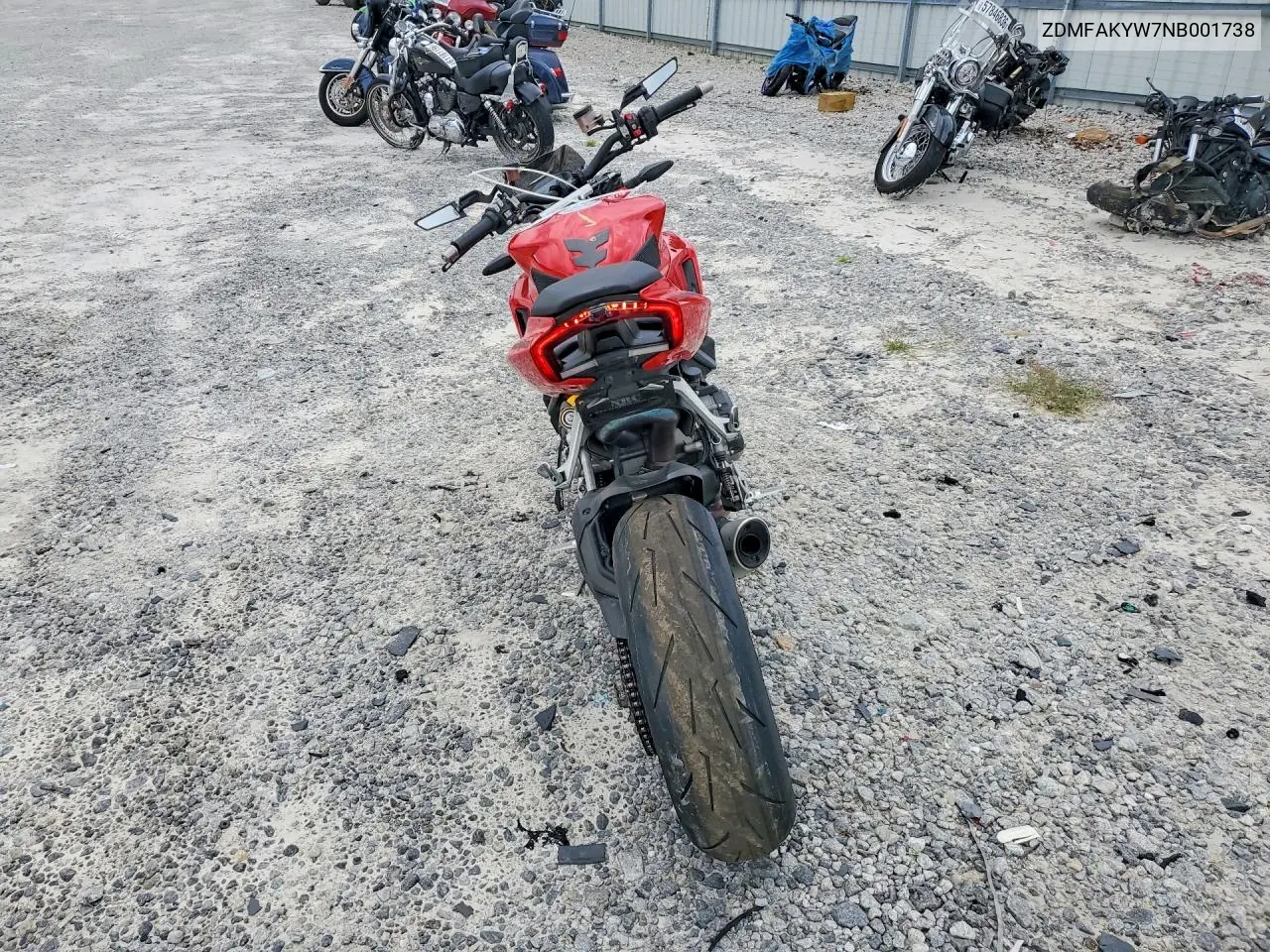 2022 Ducati Streetfighter V2 VIN: ZDMFAKYW7NB001738 Lot: 61938296