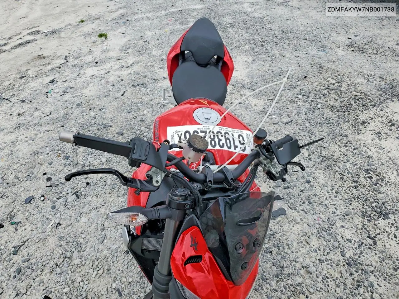 2022 Ducati Streetfighter V2 VIN: ZDMFAKYW7NB001738 Lot: 61938296