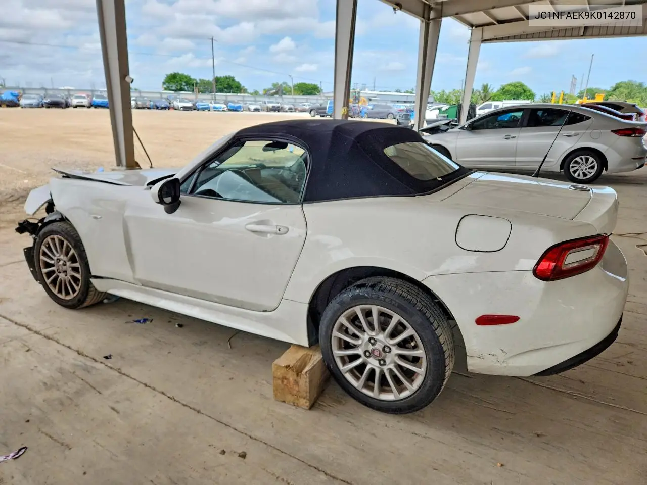 2019 Fiat 124 Spider Classica VIN: JC1NFAEK9K0142870 Lot: 56609846