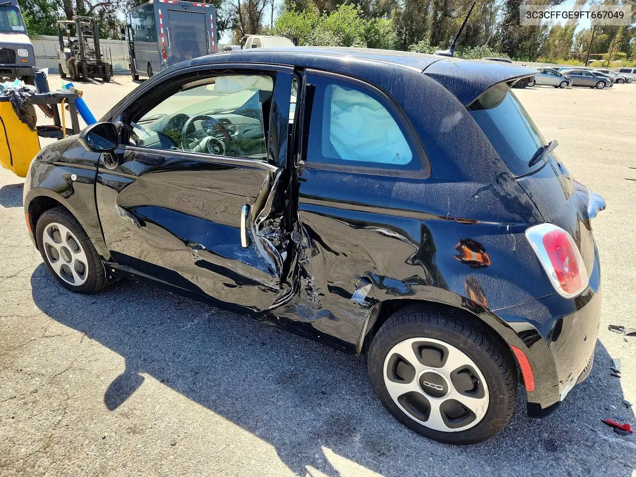 2015 Fiat 500 Electric VIN: 3C3CFFGE9FT667049 Lot: 56732456