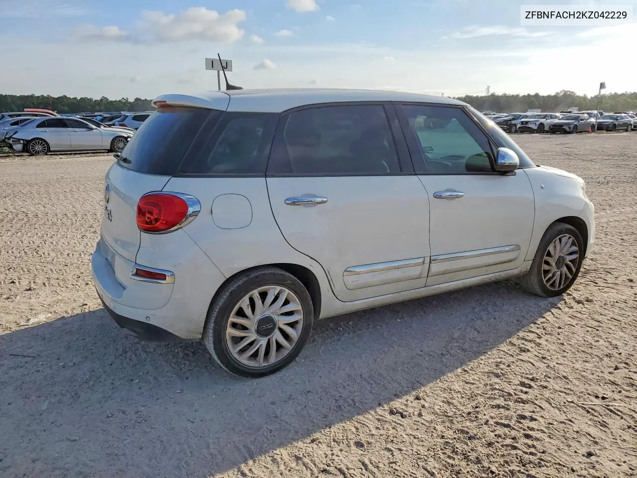 2019 Fiat 500L Lounge VIN: ZFBNFACH2KZ042229 Lot: 53815456