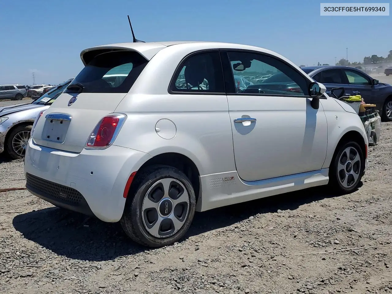 2017 Fiat 500 Electric VIN: 3C3CFFGE5HT699340 Lot: 57675946