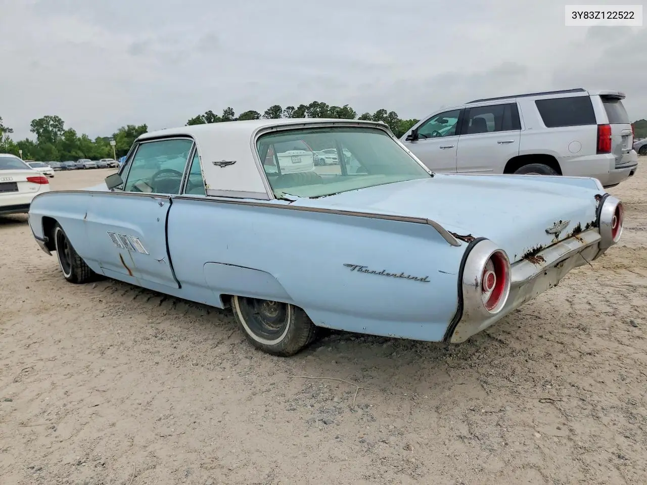 1963 Ford Thunderbird VIN: 3Y83Z122522 Lot: 51813936