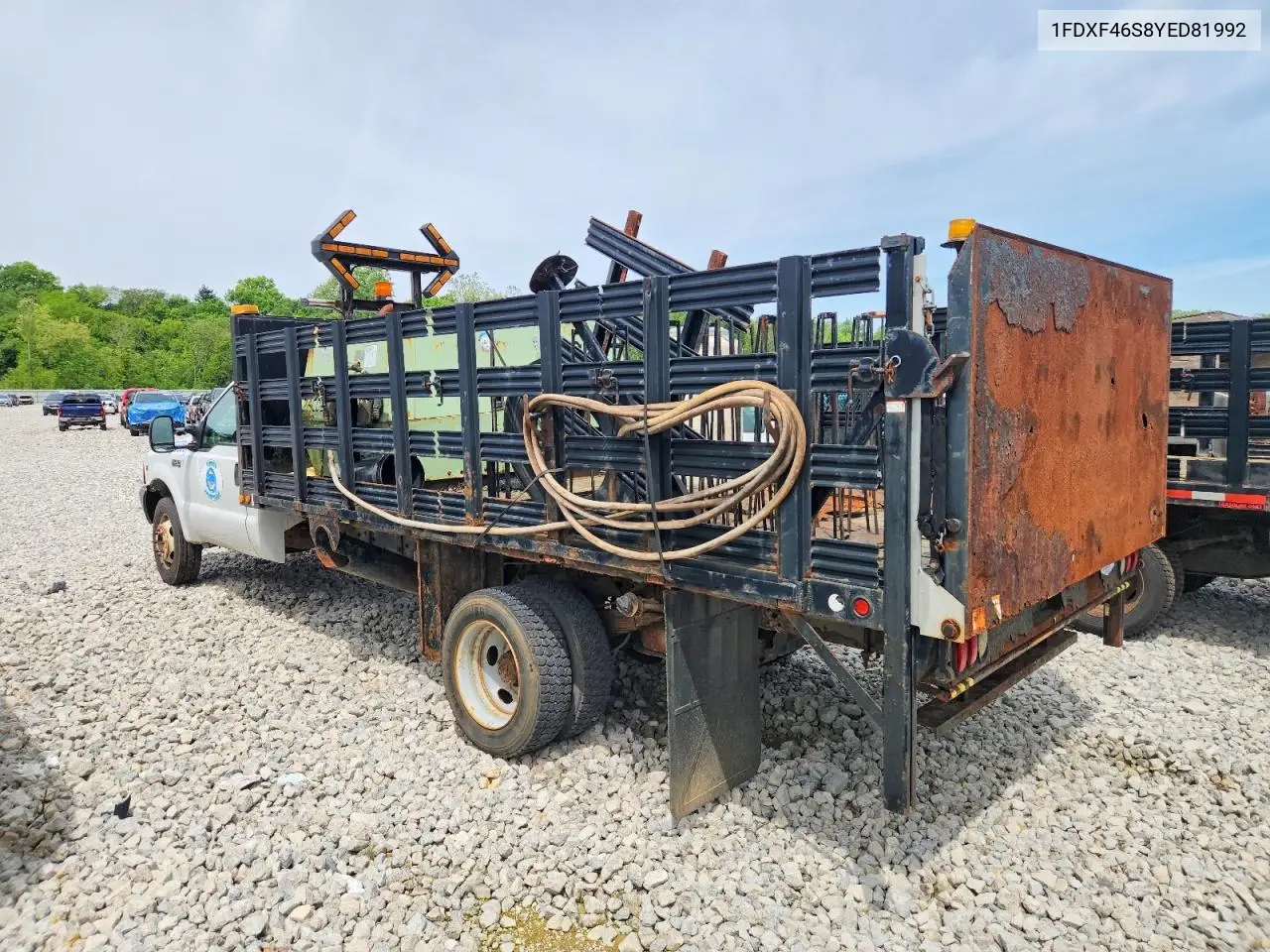 2000 Ford F450 Super Duty VIN: 1FDXF46S8YED81992 Lot: 54493486