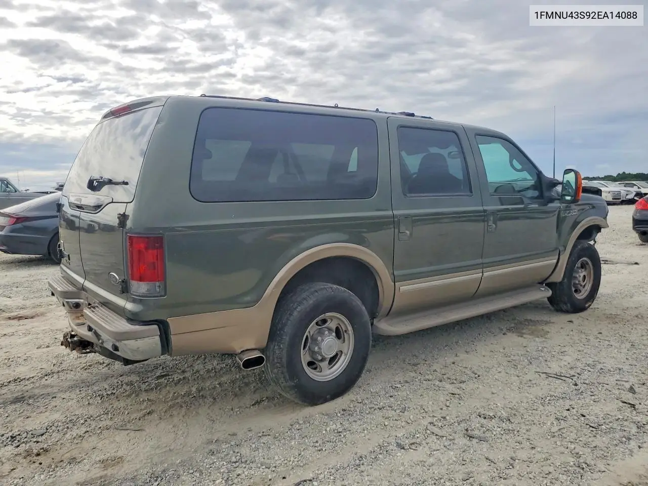 2002 Ford Excursion Limited VIN: 1FMNU43S92EA14088 Lot: 56242546